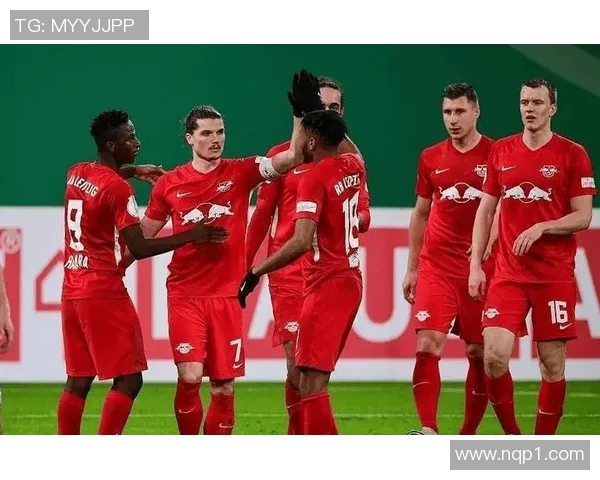 波鸿与杜塞尔多夫今日激战在即球迷期待精彩对决与精彩进球